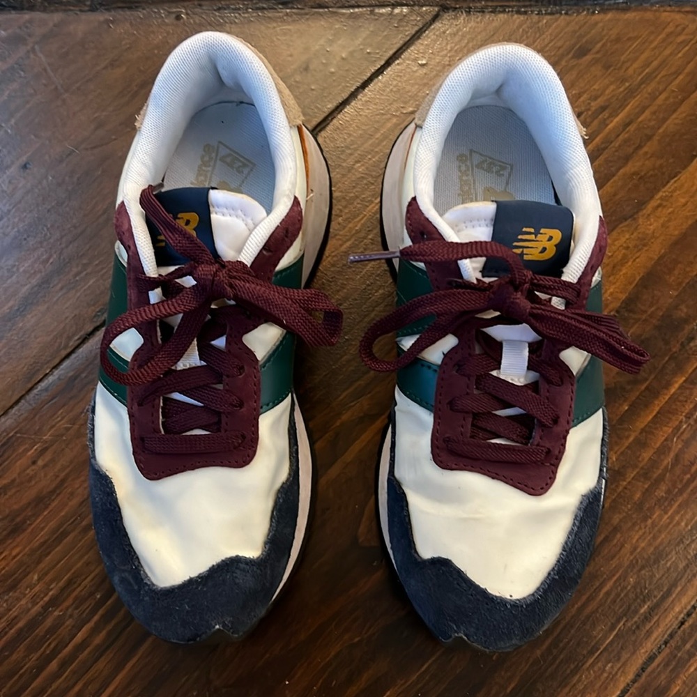 New Balance 237 sneakers